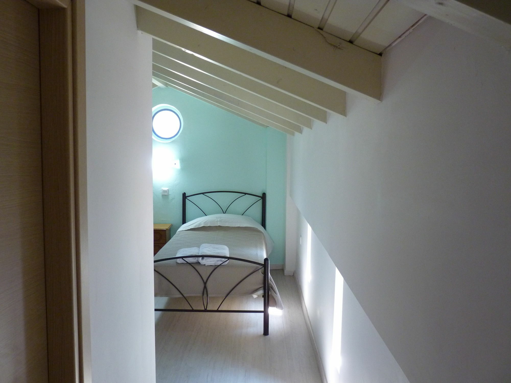 Ilianthos Apartments & Studios Mikros Gialos Esterno foto
