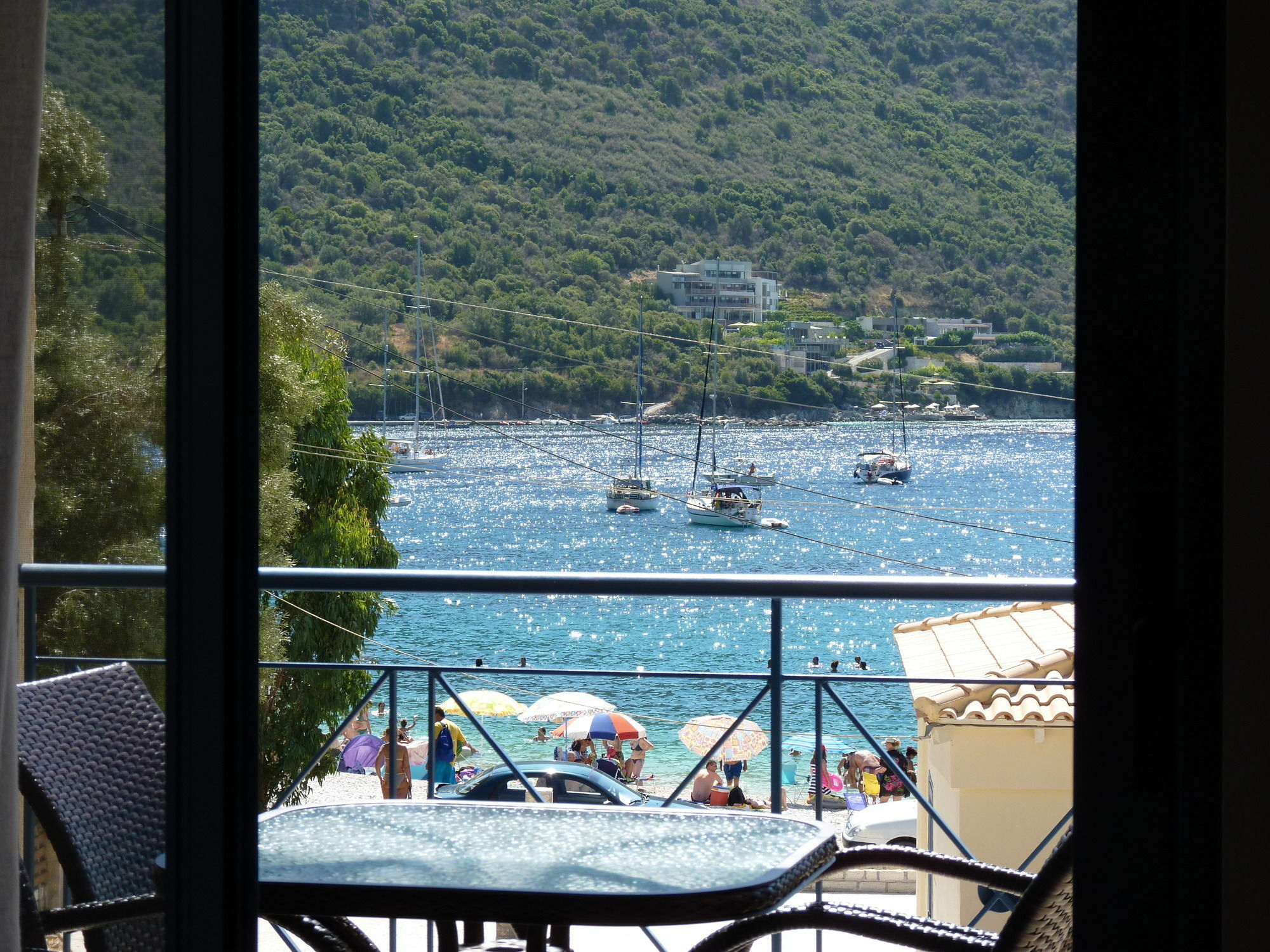 Ilianthos Apartments & Studios Mikros Gialos Esterno foto